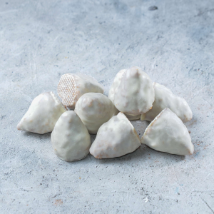 Мягкий грильяж АРАХИС жареный соленый в Бельгийской карамели в БЕЛОЙ шоколадной глазури